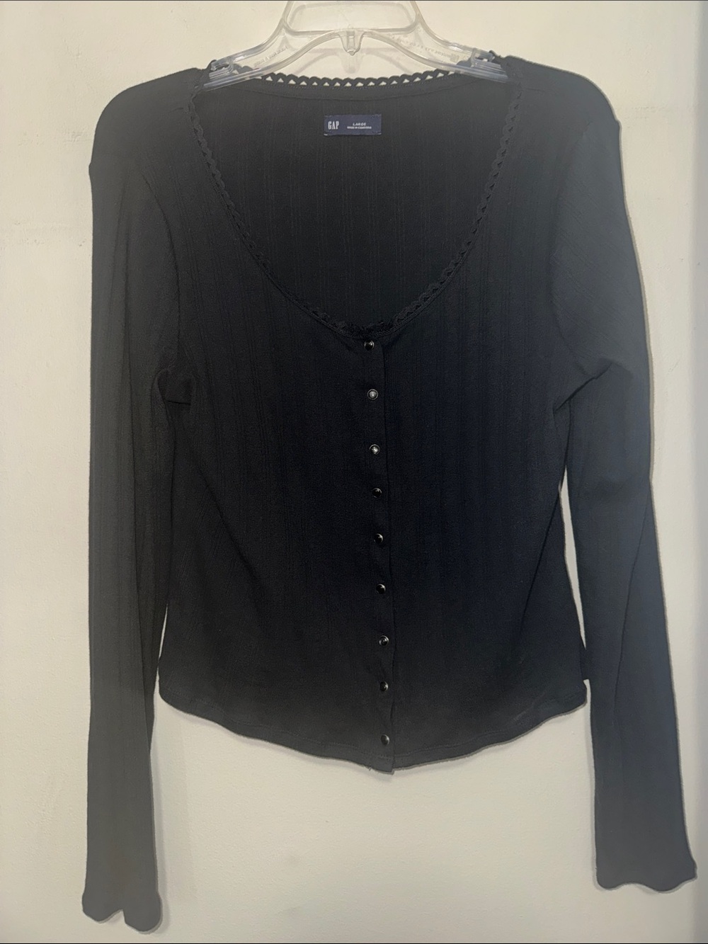GAP Black Ribbed Button-Front Long Sleeve Top